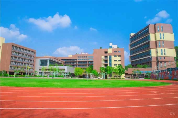 学校操场
