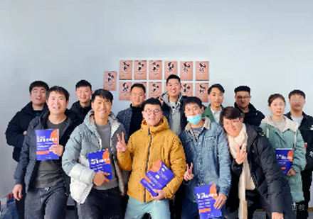 校区报名学员合影