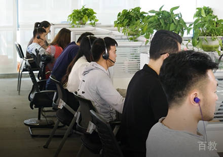 校区学员上课场景展示