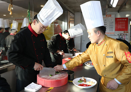 北京新东方烹饪学校校区学员学习场景展示