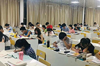 深圳中公考研_晚自习