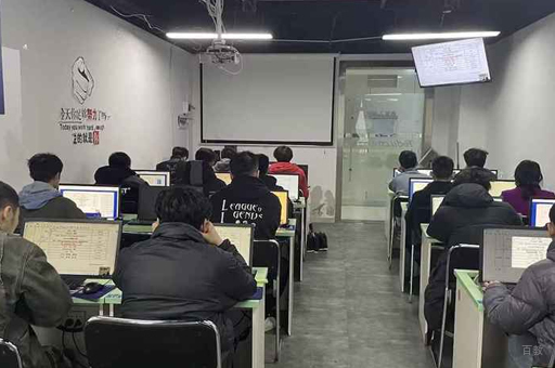 校区学员上课场景展示