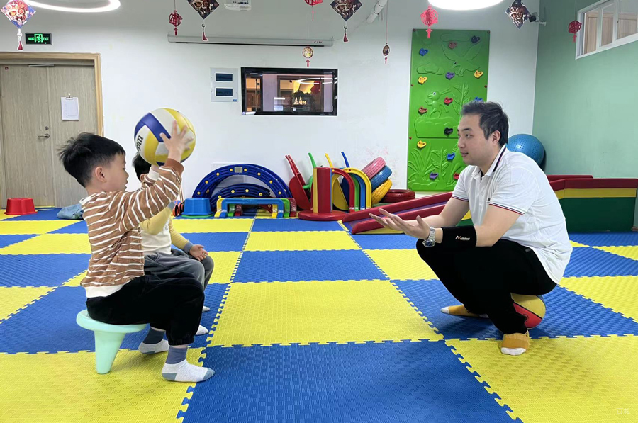福州星园语言康复中心_老师授课