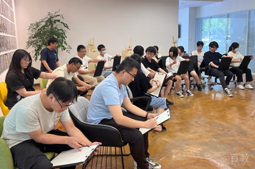 校区学员学习场景展示
