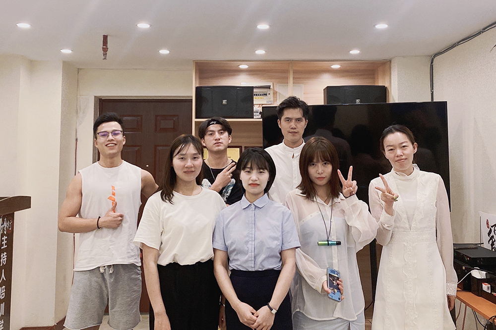 重庆爱可博衍婚礼学院_学员合影