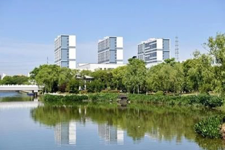 上海立信会计金融学院环境图片