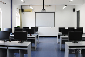 学校机房