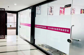 广州金善化妆培训学校走廊