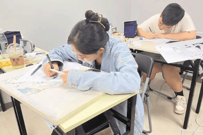 北京四方手绘_学员绘画状态