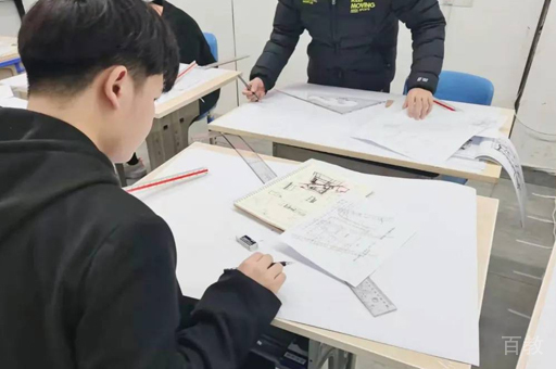 校区学员上课场景展示
