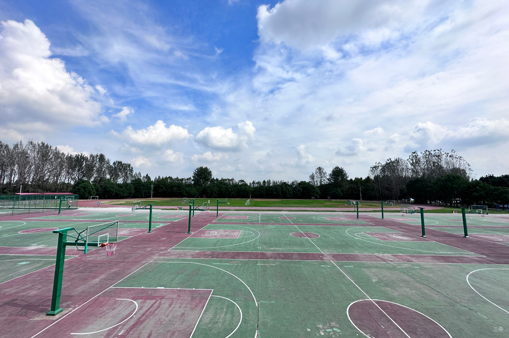 学校操场