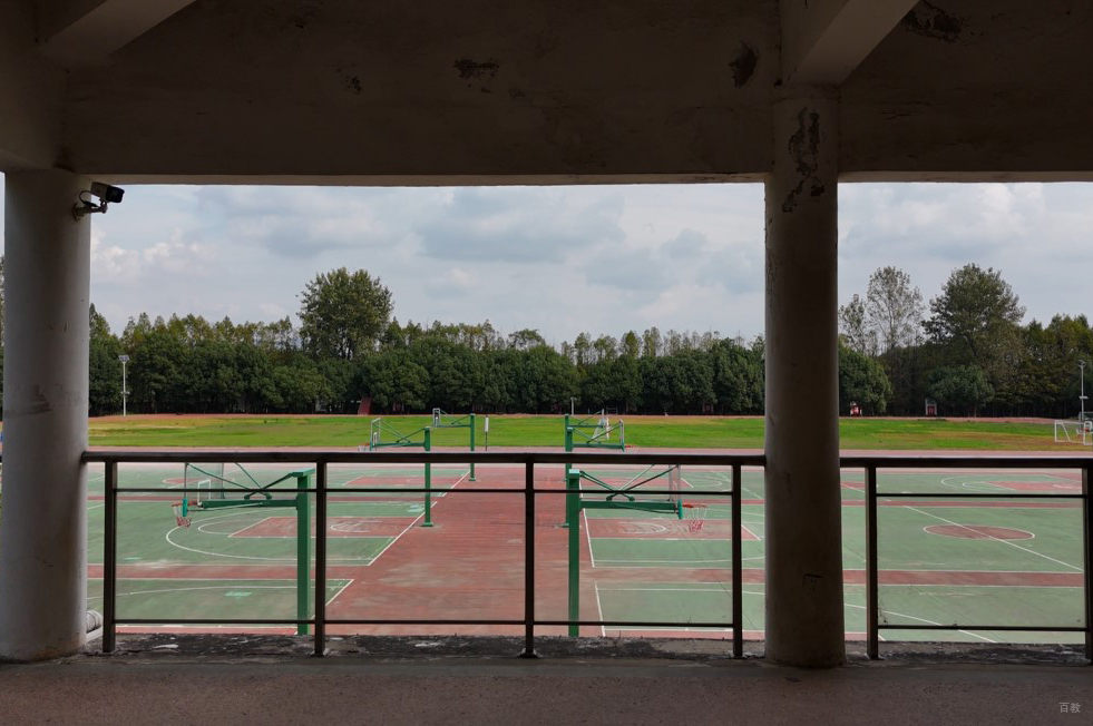 学校操场