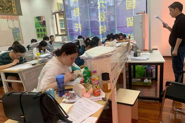 授课现场