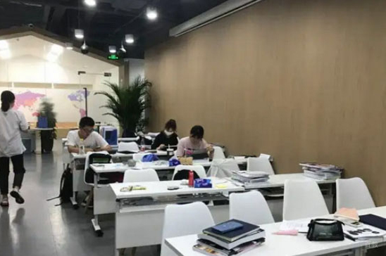 福州学诚国际教育_学员上课