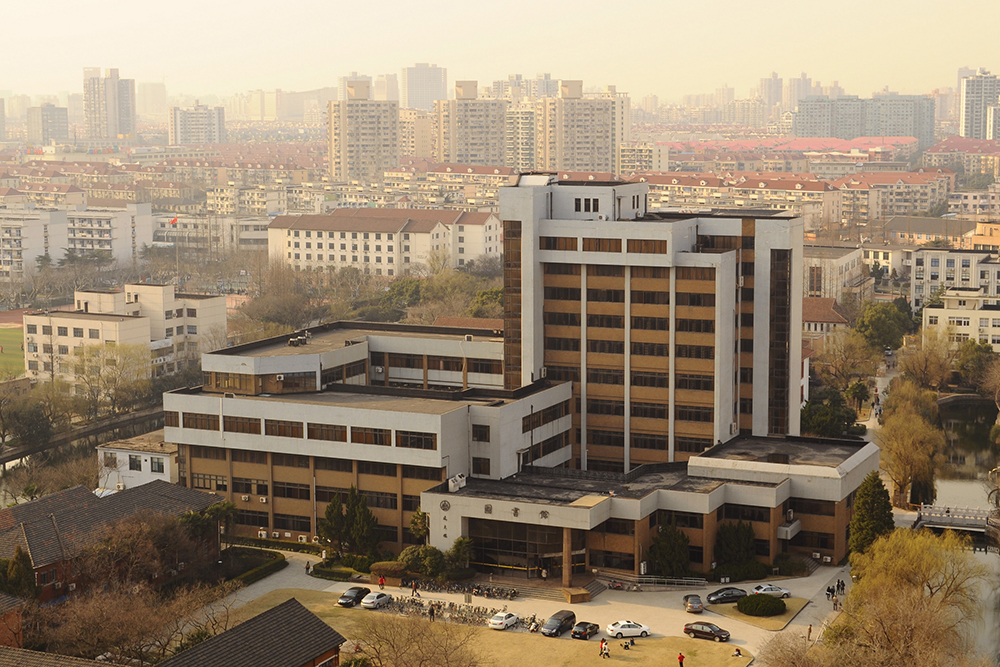 上海华东师范大学国际教育学校环境照片图