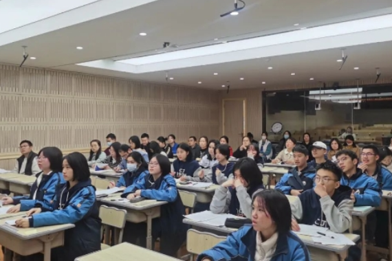 学生听课