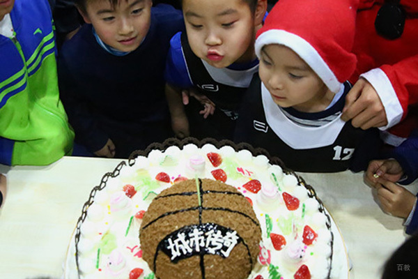 学员生日合照