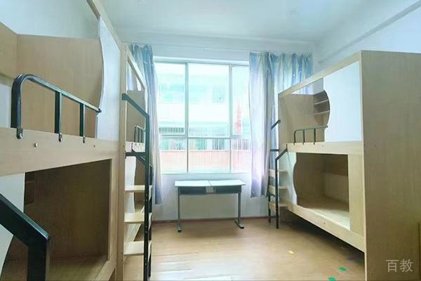 贵阳圆梦教育培训学校_寝室