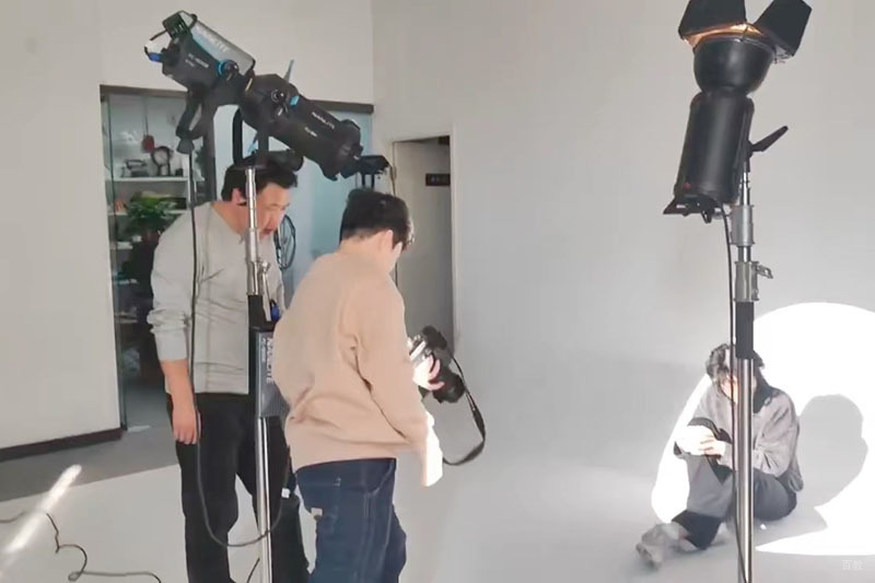 北京右视觉摄影教育_学员实操现场