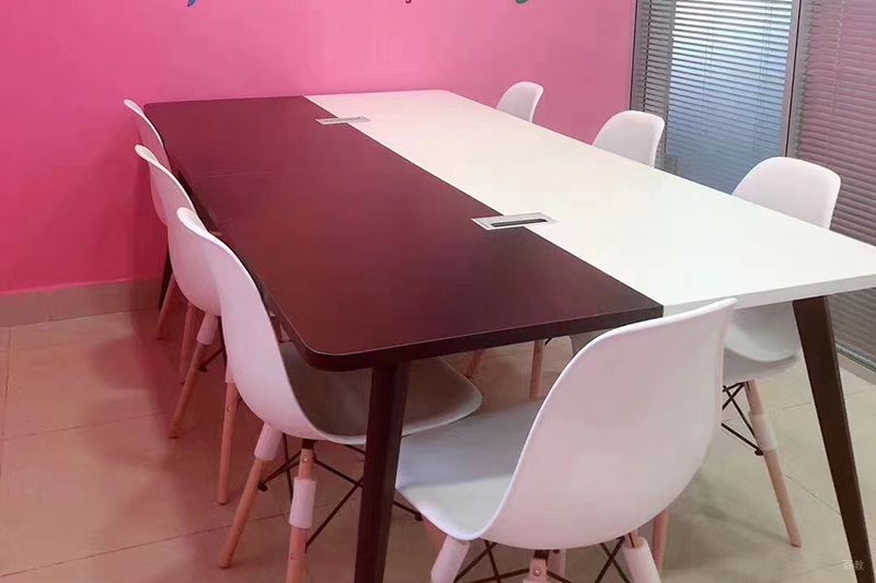 呼和浩特彼案教育_班级环境