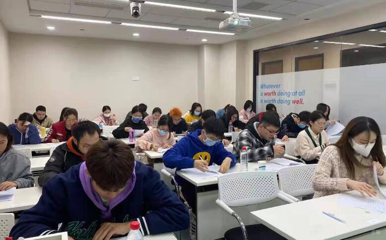 西安新东方国际_上课氛围