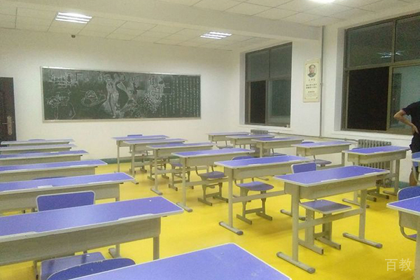 兰州菁华补习学校_教室环境