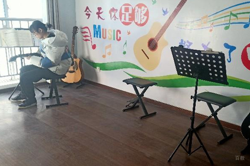 校区学员学习场景展示