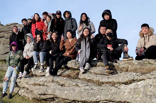 预科班学生参加英国冬季游学营