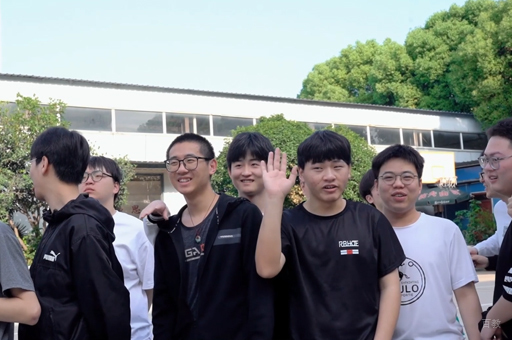 校区报名学员合影