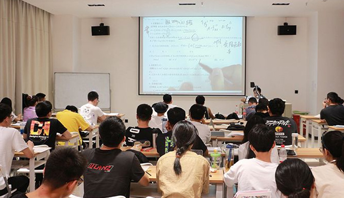 教学氛围