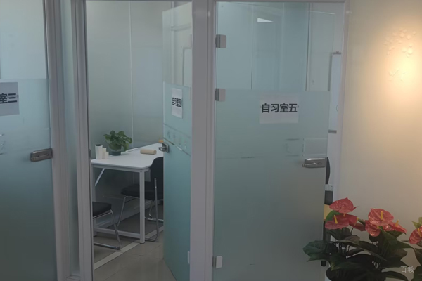 校区授课教室环境展示