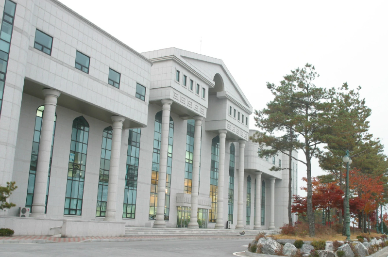 呼和浩特韩世国际留学_教学楼样貌