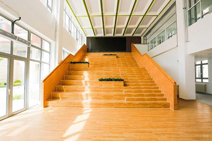 北京张家口未来国际学校_楼梯环境