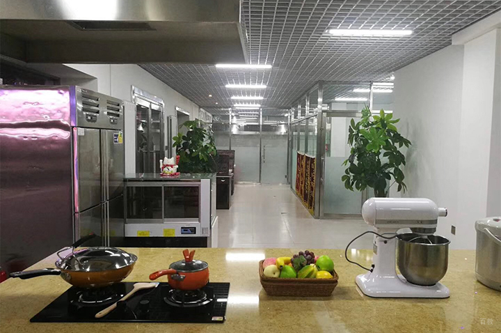 北京引航餐饮_厨房环境