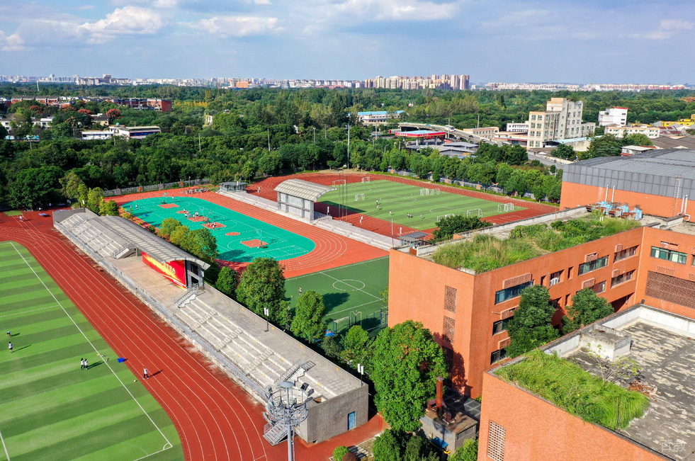 成都实验外国语学校ALEVEL国际课程_学校相册