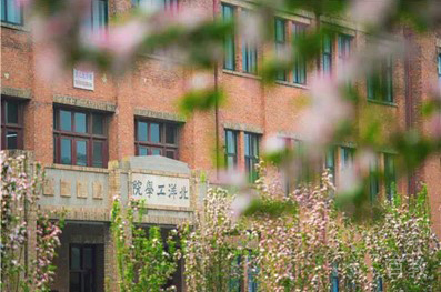 学校教学楼