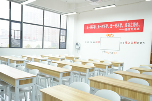 长沙腾力专升本_教室环境
