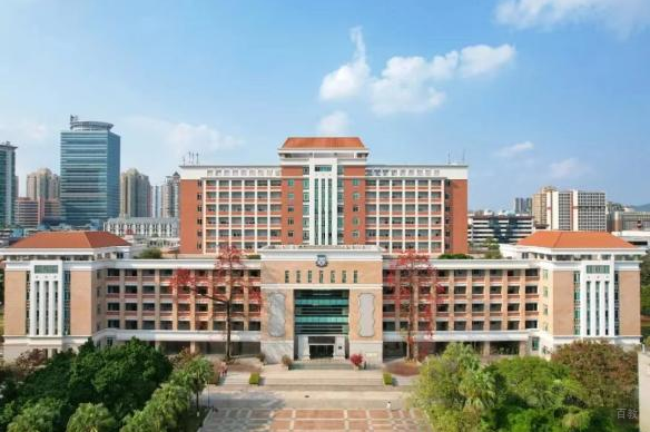 广州华南师大梦承中高考复读学校_学校建筑楼