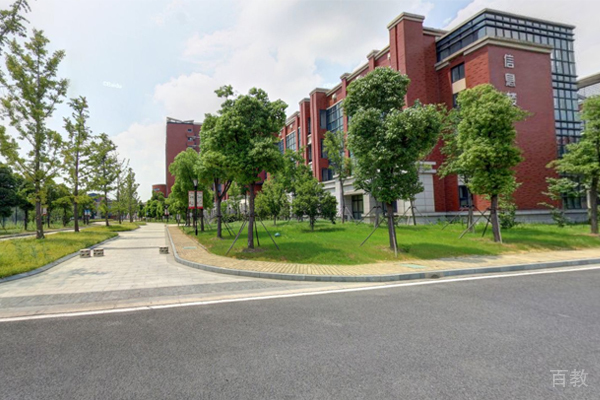 学校信息楼
