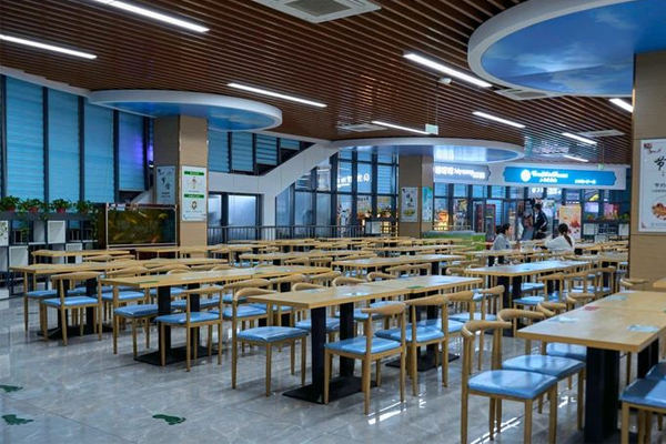 南京信息工程大学英美国际预科_食堂照片