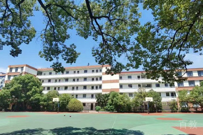 上海震旦学院高中部_学校相册