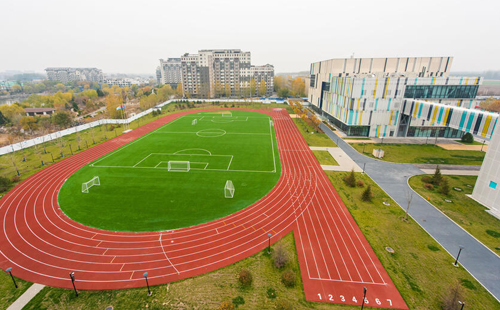 苏州诺德安达双语学校_学校操场