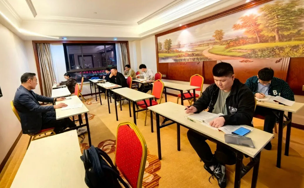 安琪老师授课中