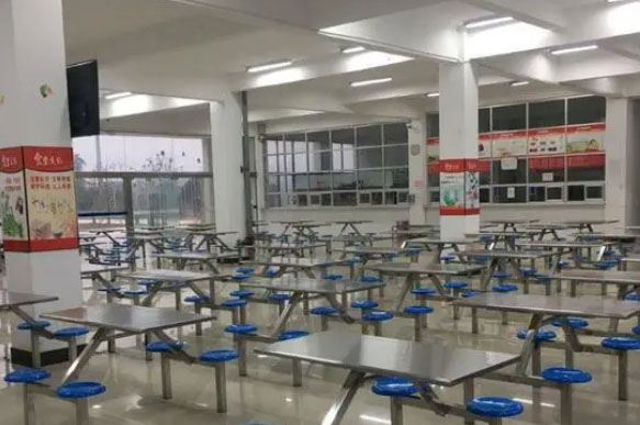 食堂环境