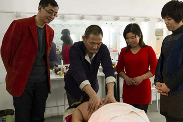 苏州明和教育培训学校_实训环境照片