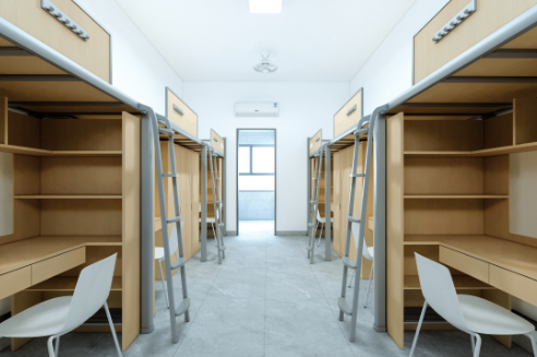 长沙英蓝中等职业学校_宿舍环境