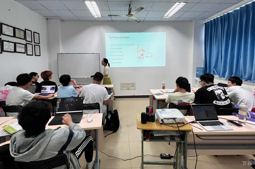 贵阳成都电子科技大学_教学环境1