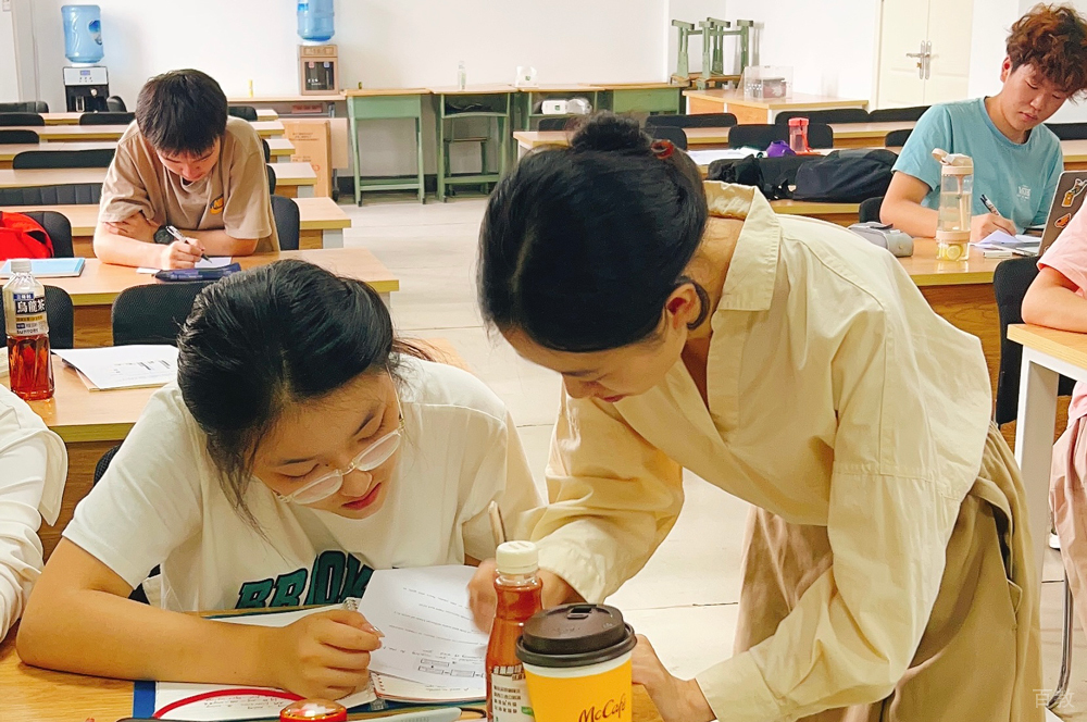 贵阳成都电子科技大学_教学环境3