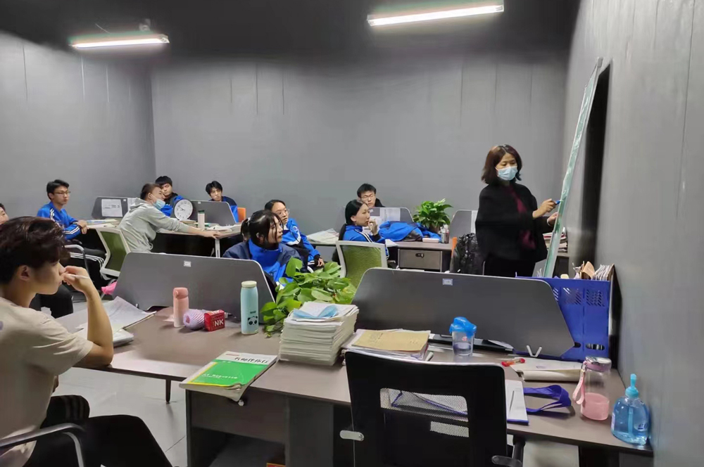 学生听课环境