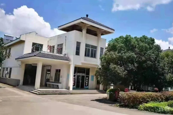 学校建筑环境